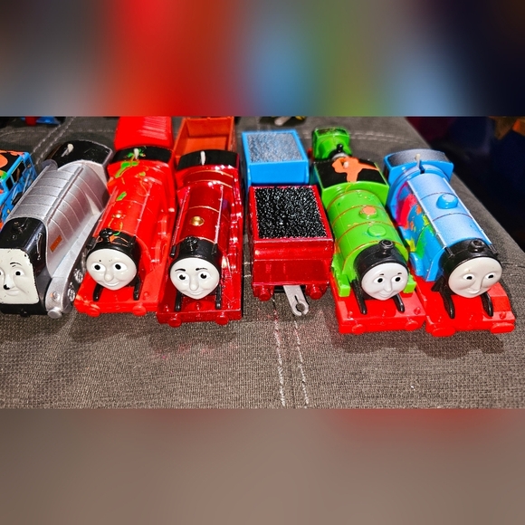 2013 Thomas & Friends Thomas Lot - Picture 2 of 8